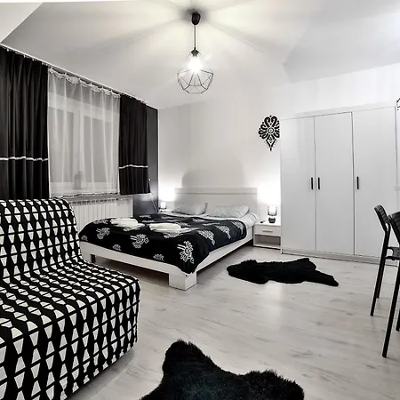 Czarna Perla Z Jacuzzi W Cenie - Mini Strefa - Blisko Basenow Termalnych Апартаменты