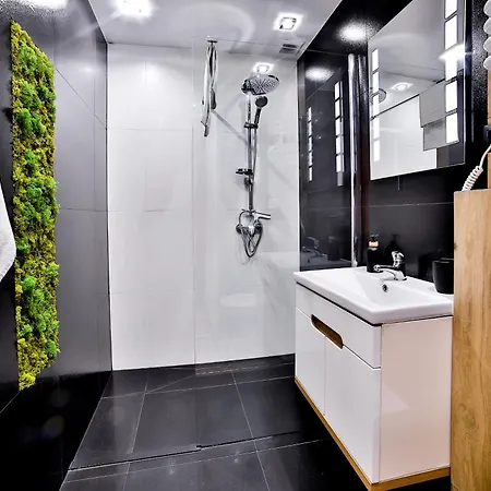 דירה Czarna Perla Z Jacuzzi W Cenie - Mini Strefa - Blisko Basenow Termalnych *