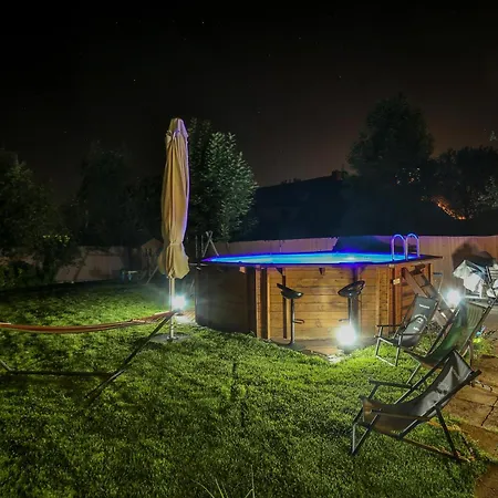 Czarna Perla Z Jacuzzi W Cenie - Mini Strefa - Blisko Basenow Termalnych